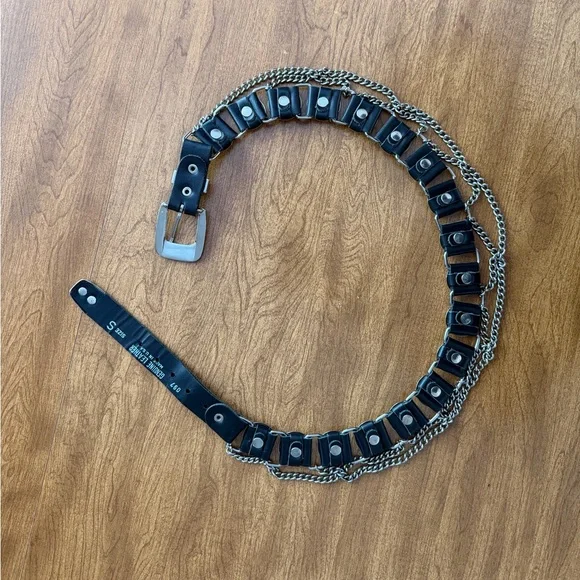 Vintage 90s Western Chain Concho Belt Black Leather Gold Hardware - Picture 10 of 13